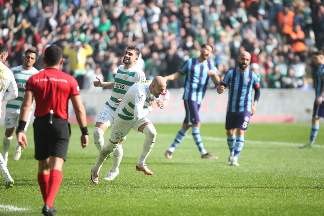 Bursaspor Hangi Hafta Şampiyonluğu Garantiler (1)-1