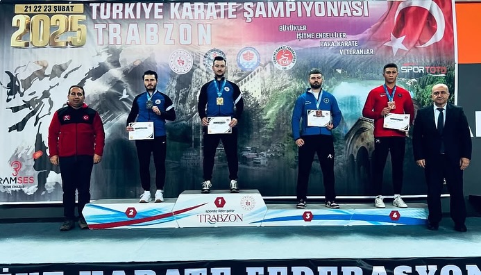 Trabzon’da Gerçekleştirilen Türkiye Büyükler Karate Şampiyonası’nda Sporcularımızdan Umut Eren Gündoğ +84 Kiloda Türkiye Ikincisi Olurken, Enes Sad Beşbadem Katada Ve Samed Gök Ise 84 Kiloda Türkiye Üçün (3)