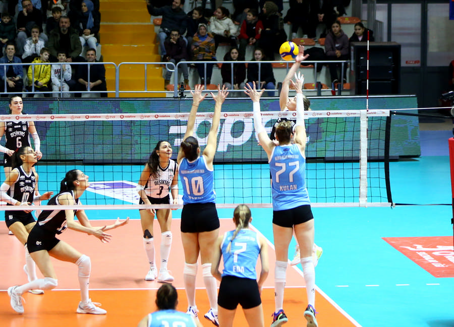 Voleybol Besiktas (2)