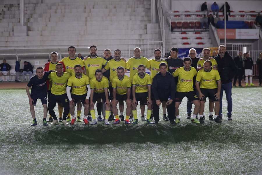 Gemlik Emek Turnuvası Iki Maçla Başladı (5)