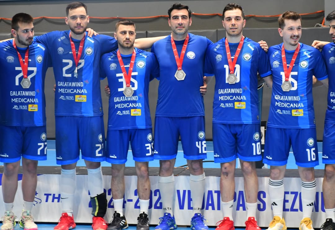Zorlu Bir Sezonun Ardından, Mücadelemizi Son Ana Kadar Sürdürdük Ve Ligi Gururla 2. Sırada Tamamladık! Bu Başarıda Emeği Geçen Tüm Oyuncularımıza, Teknik Ekibimize Ve Sezon Boyunca Yanımızda Olan Taraf (1)