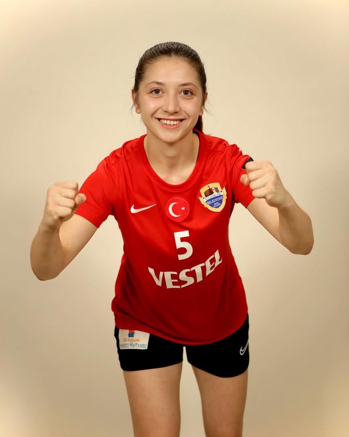 Beyzanur Turkyilmaz2