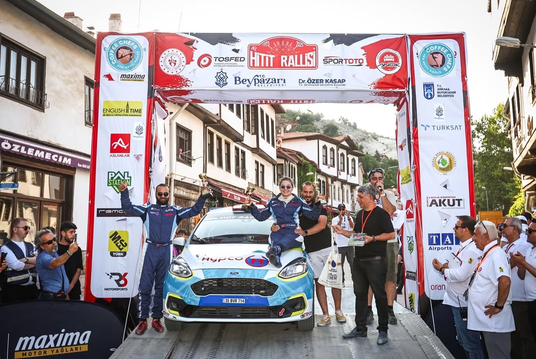 Dünyadaki Ilk Ve Tek Engelli Kadın Ralli Pilotundan Çifte Podyum Osmangazi Belediyesi’ni Ralli Pistlerinde Temsil Eden Bedensel Engelli Kadın Ralli Pilotu Kübra Denizci Keskin, 49. Hitit Rallisi’nden Çif (1)