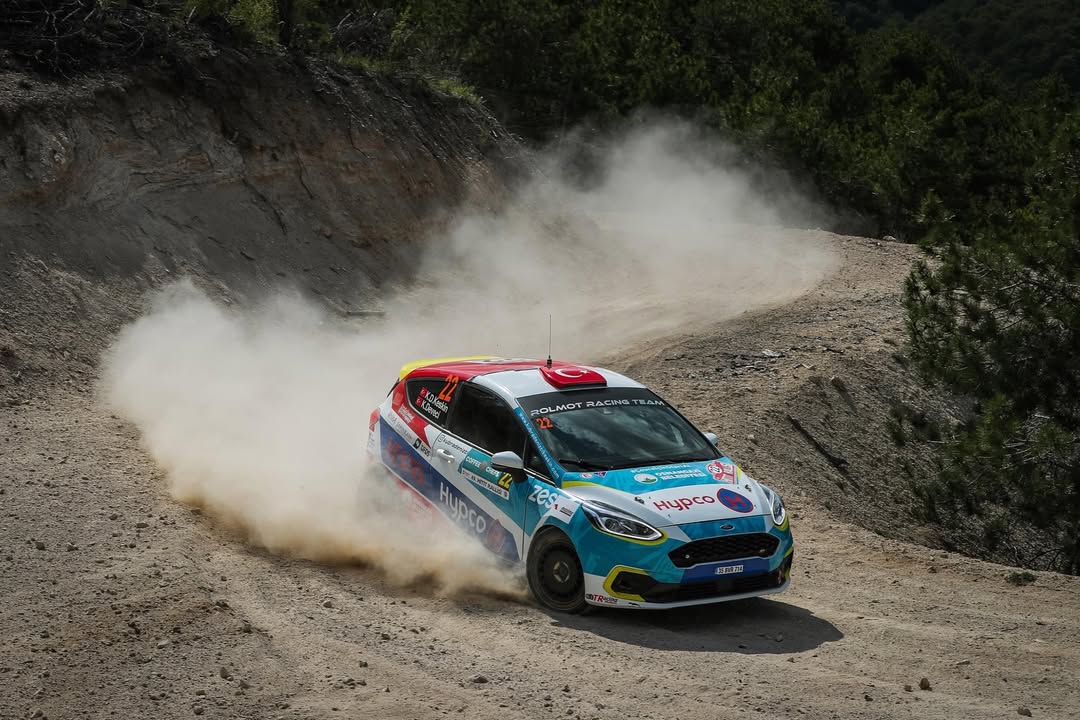 Dünyadaki Ilk Ve Tek Engelli Kadın Ralli Pilotundan Çifte Podyum Osmangazi Belediyesi’ni Ralli Pistlerinde Temsil Eden Bedensel Engelli Kadın Ralli Pilotu Kübra Denizci Keskin, 49. Hitit Rallisi’nden Çif (2)