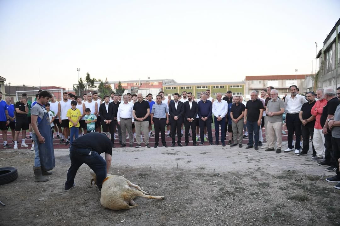 Bugün, Yeni Sezonun Ilk Antrenmanını Yaparak 2025 2026 Yolculuğumuza Resmen Başladık!Bizi Bu Öze (2)