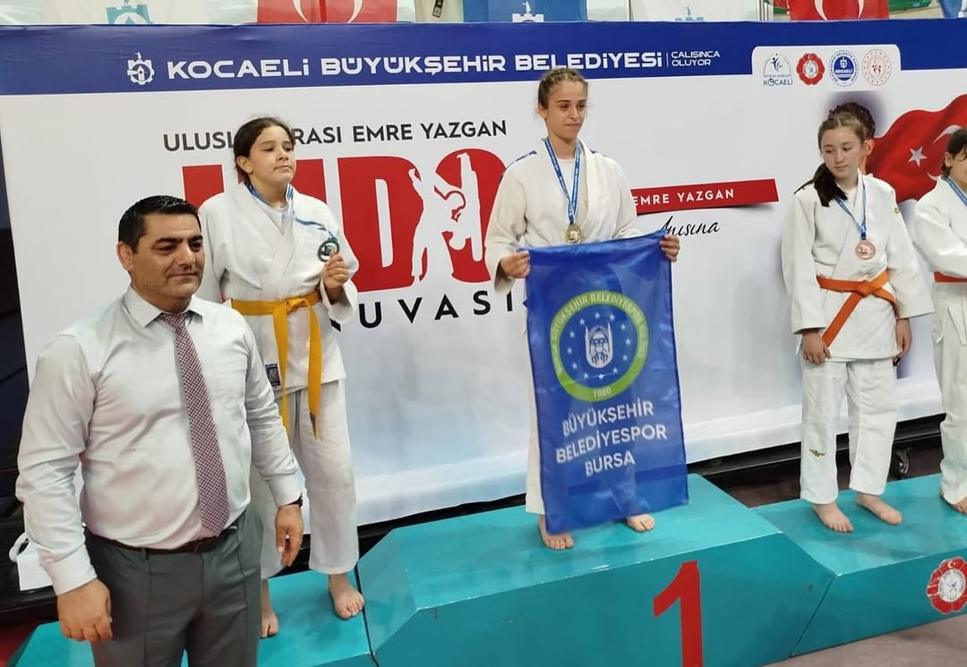 Kocaeli’nde 20 Ülke Ve 42 Şehirden 1110 Sporcunun Katılımıyla Düzenlenen Uluslararası Emre Yazga (2)