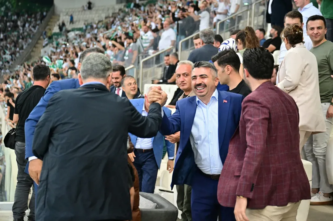 Bursaspor’umuz Bugün Yine Sahada Destan Yazdı. Bizler De Daha Önce Maç Sözü Verdiğim Yıldırım F (1)