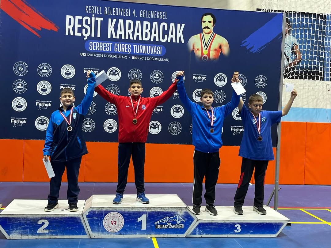 🤼 ♂️ Güreşte Gurur Dolu Başari! 🏆🇹🇷30 Kasım 2025 Tarihinde 10 Ilin Katılımıyla Gerçekleşen U