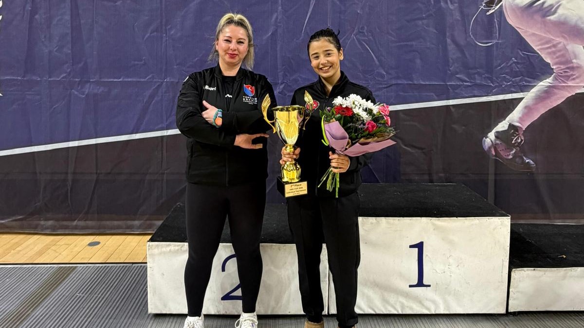 Elvin Günışık Avrupa’da gümüş madalya kazandı-2