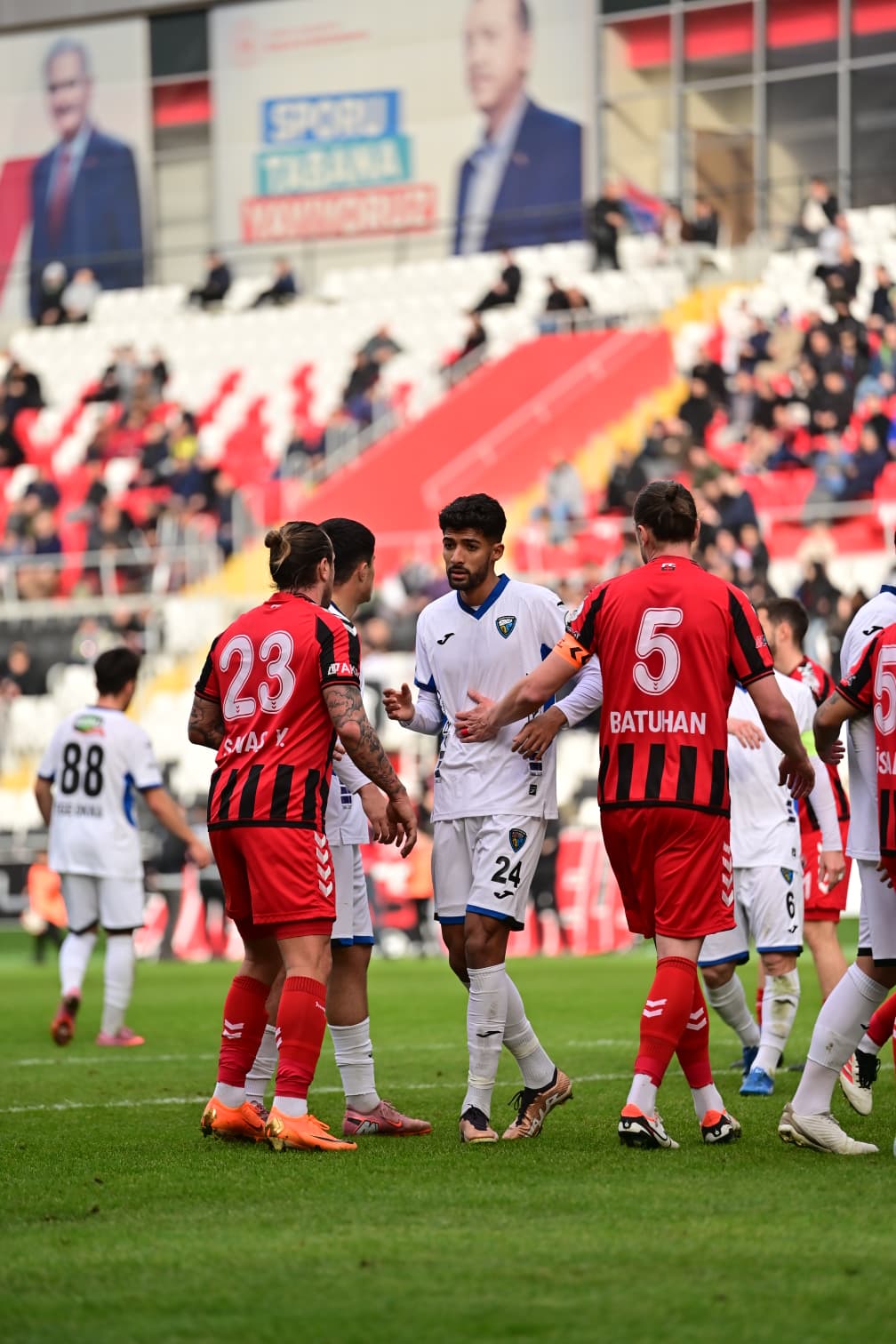 Whatsapp Image 2026 02 01 At 17.07.43 (1)