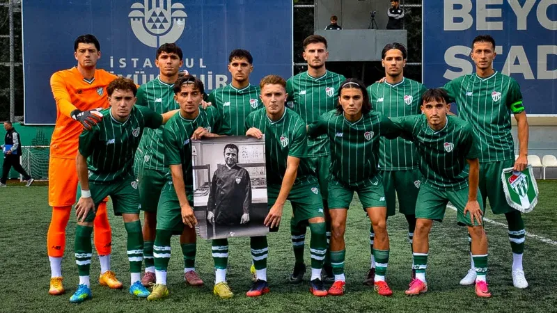 Bursaspor U19 Takımı deplasmanda farka koştu