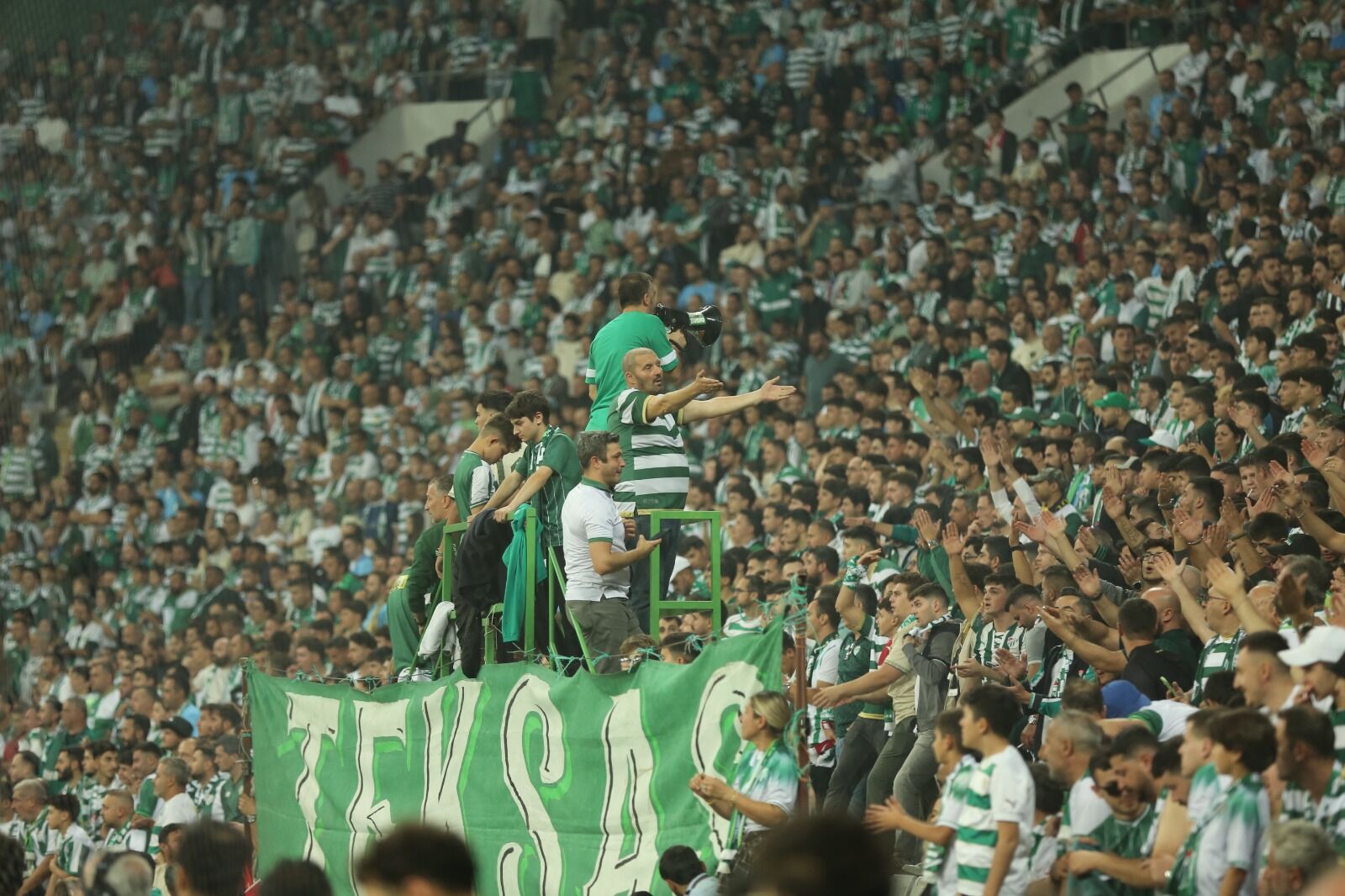 Bursaspor taraftarından Mardin 1969 maçına büyük ilgi