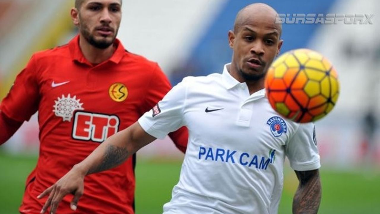 Yonathan Del Valle, Bursaspor kadrosunda!