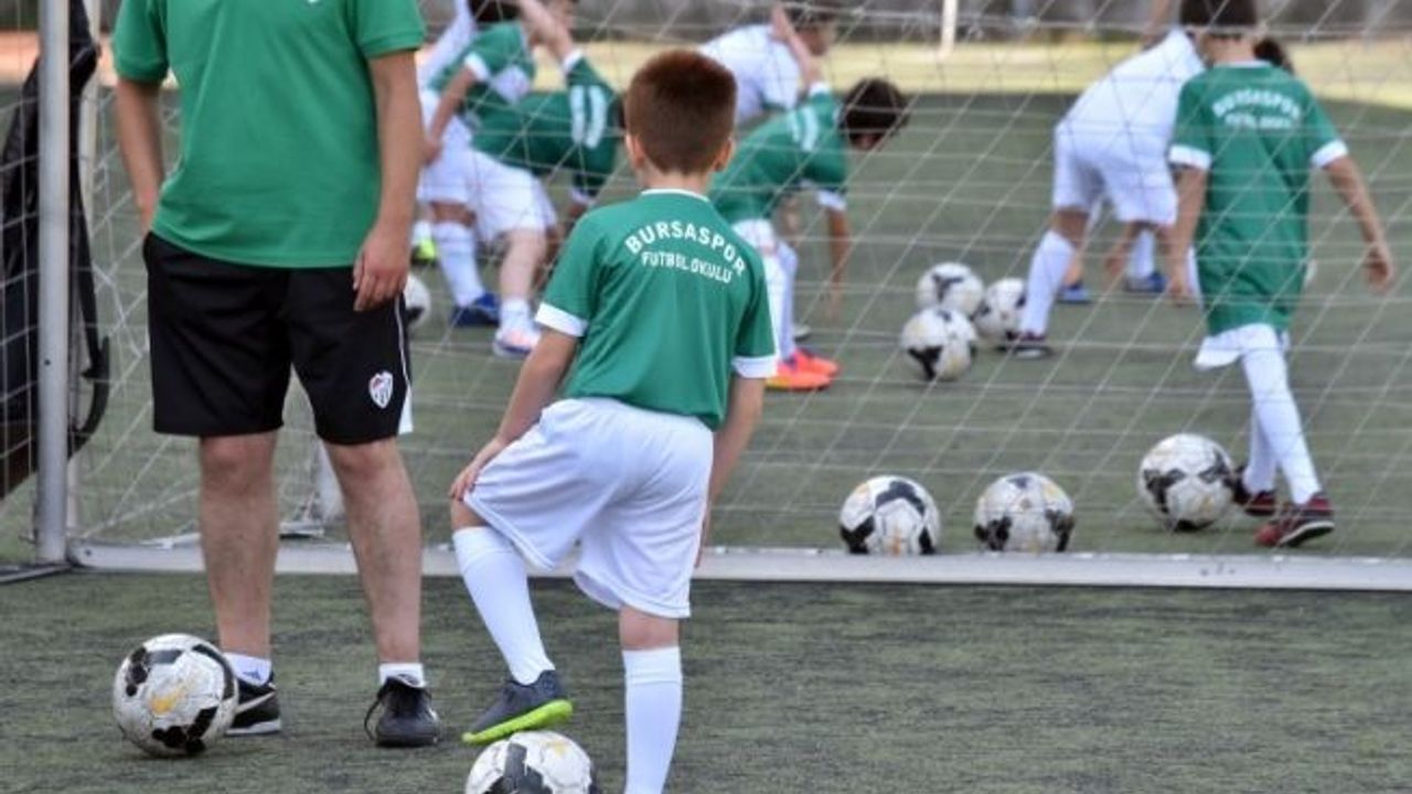 Bursaspor 2019 Futbol Okulu yaz dönemi başladı
