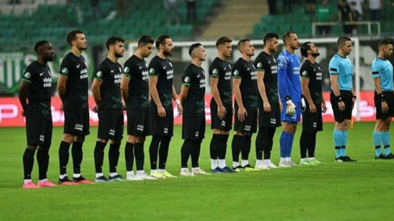 Bursaspor'da kadro dışı kalan futbolcular tekrar A takımda!