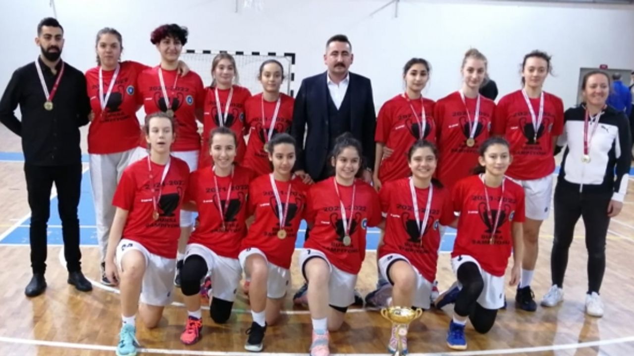 Basketbol Yıldız Kızlarda şampiyon Bursa Büyükşehir Belediyespor