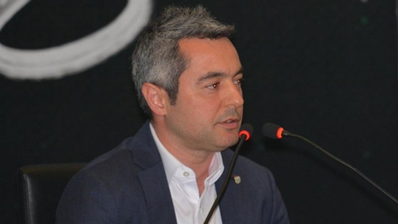 Bursaspor'da yönetim "devam" dedi