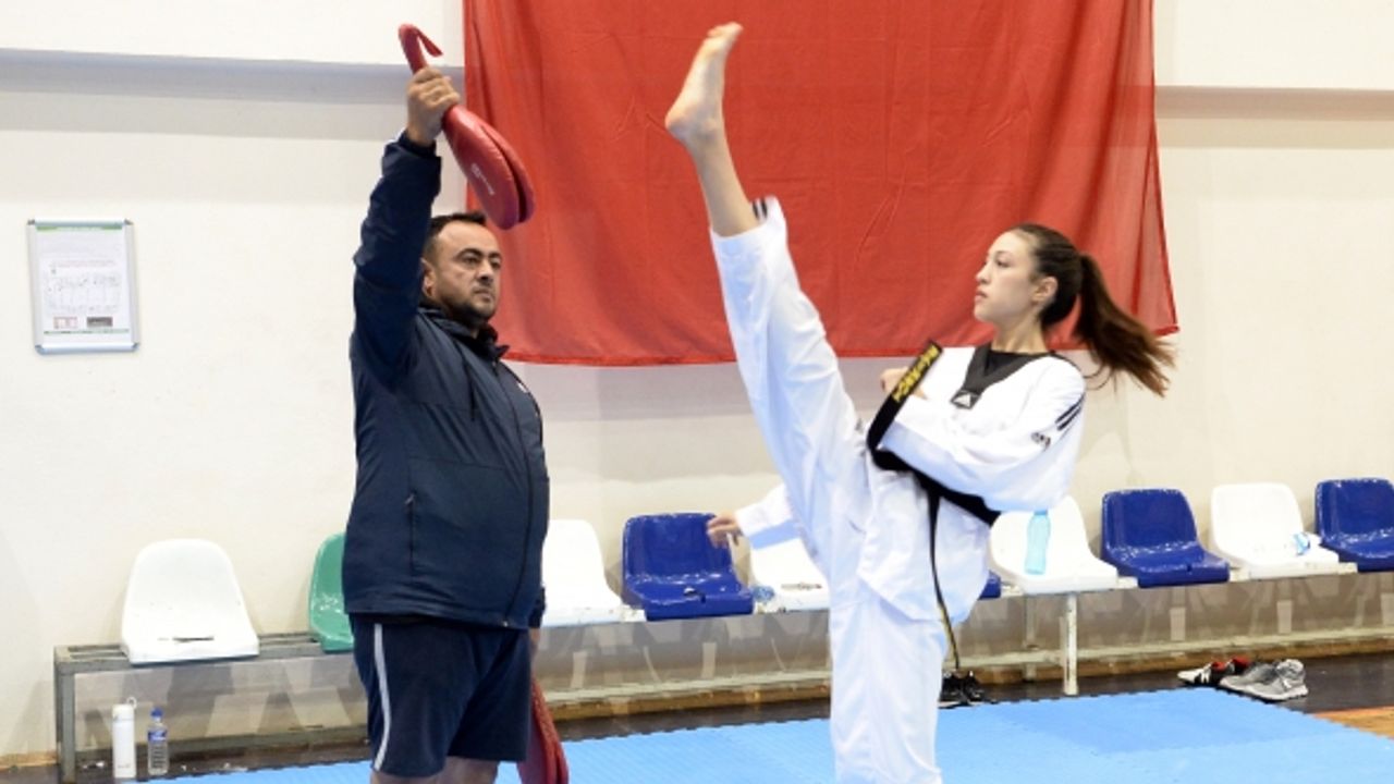 Taekwondo Akademi hız kesmiyor