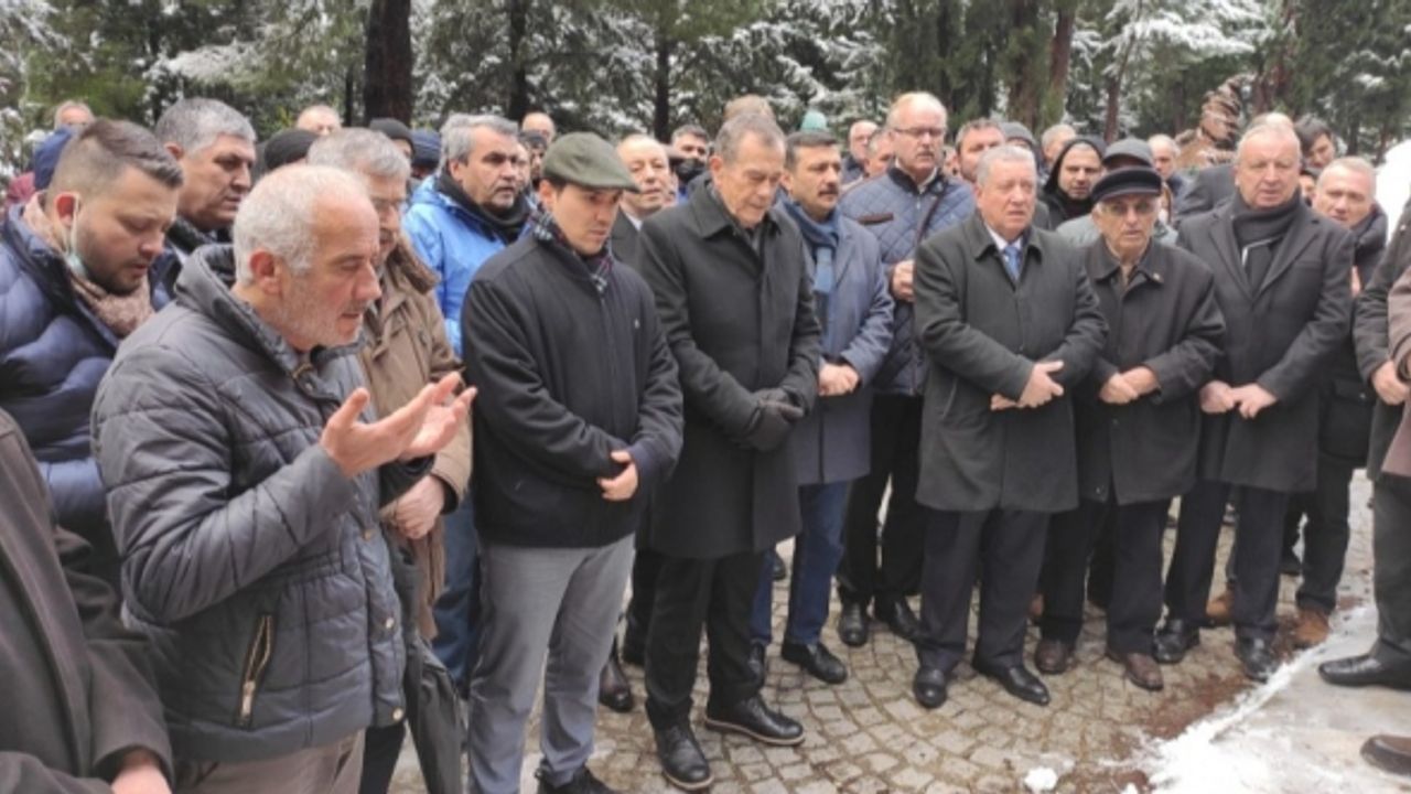 Mümin Gençoğlu Bursa'da kabri başında anıldı
