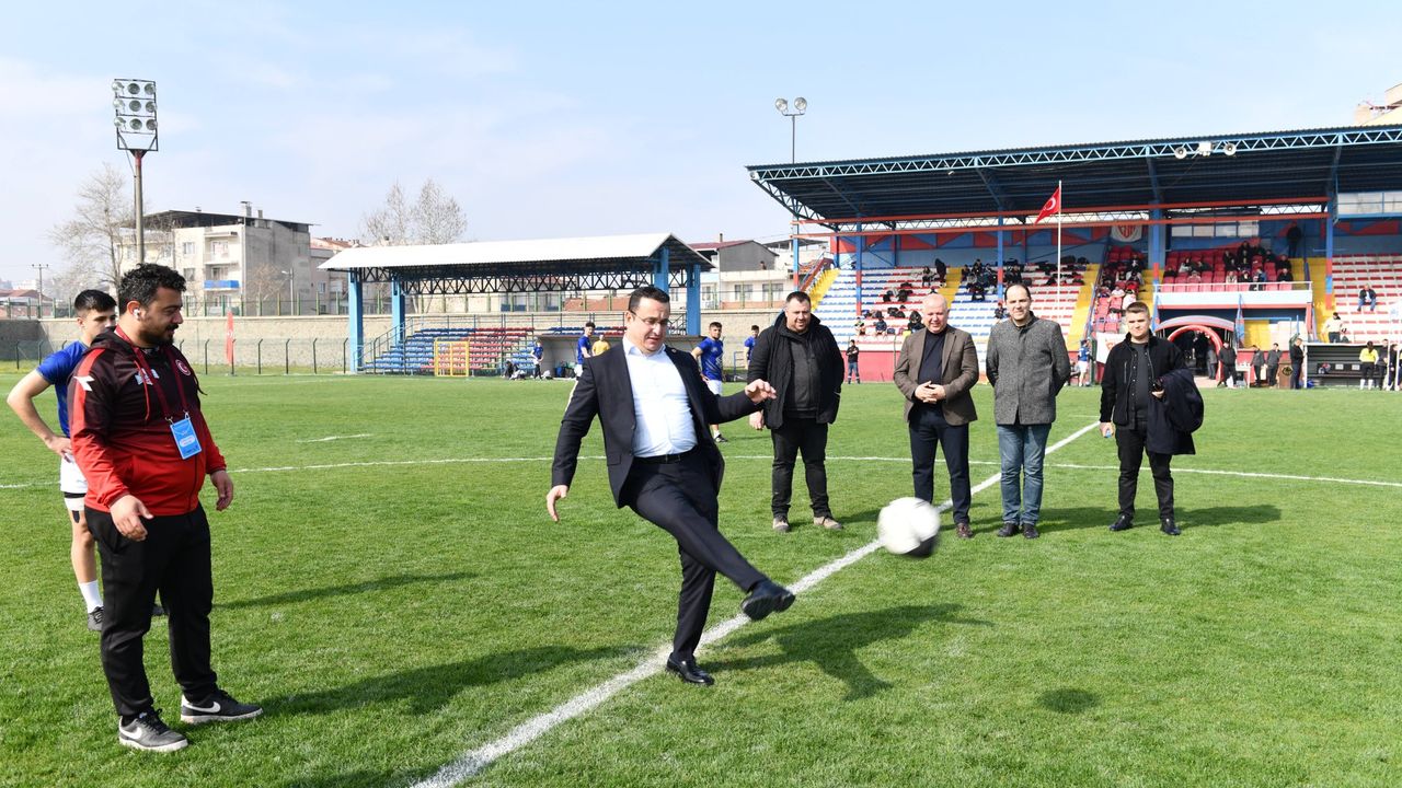 Mustafakemalpaşa'da ragbi heyecanı başladı
