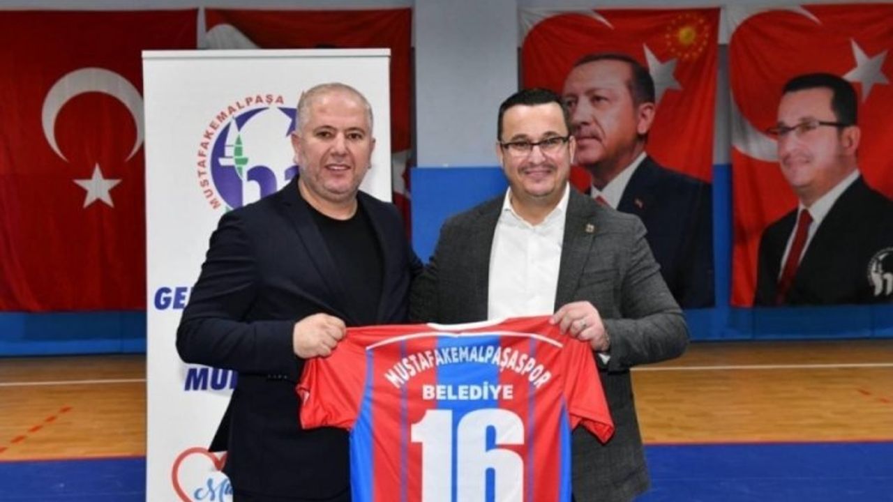 Mustafakemalpaşaspor Belediye spor tarihinin altın çağını yaşıyor