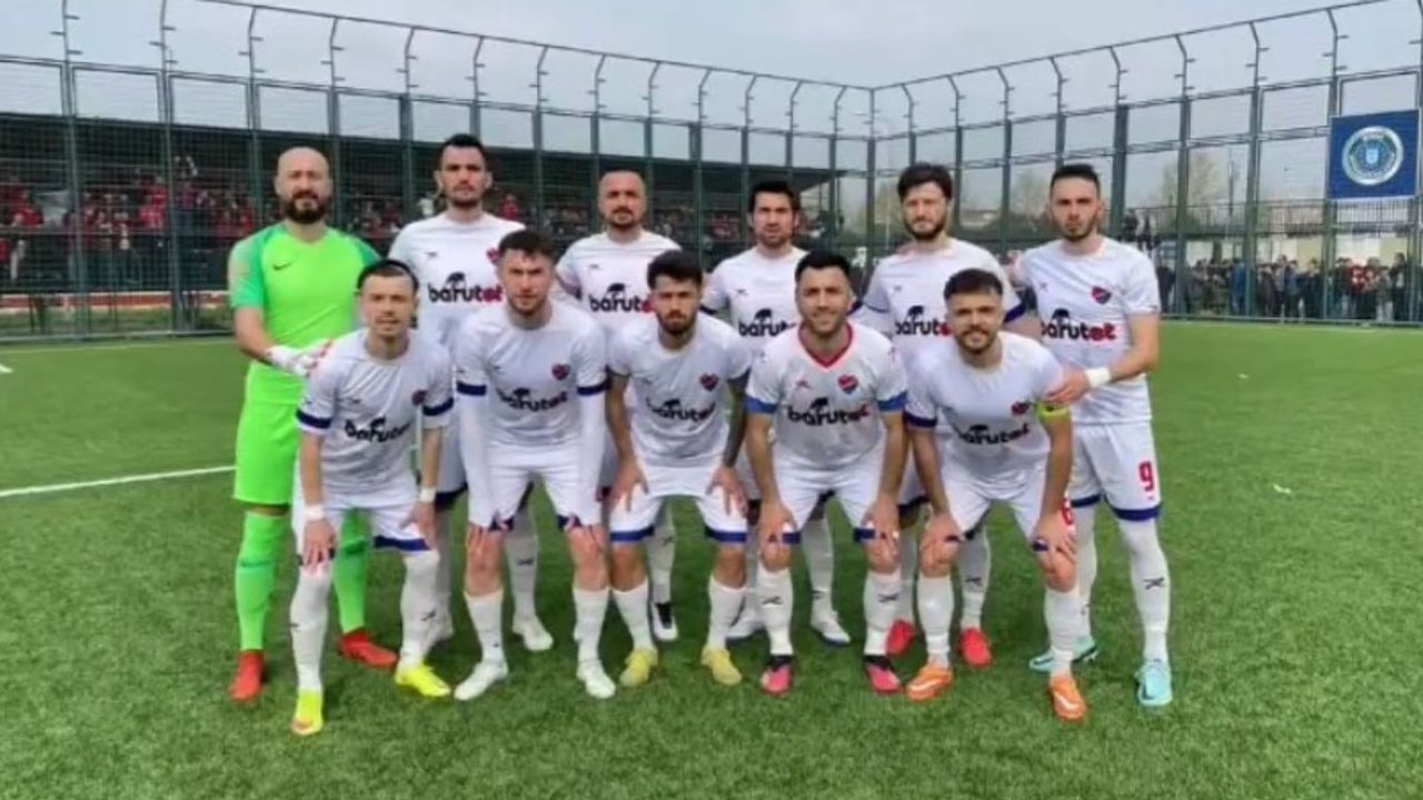 Mustafakemalpaşaspor Belediye Play-Off'a galibiyetle başladı