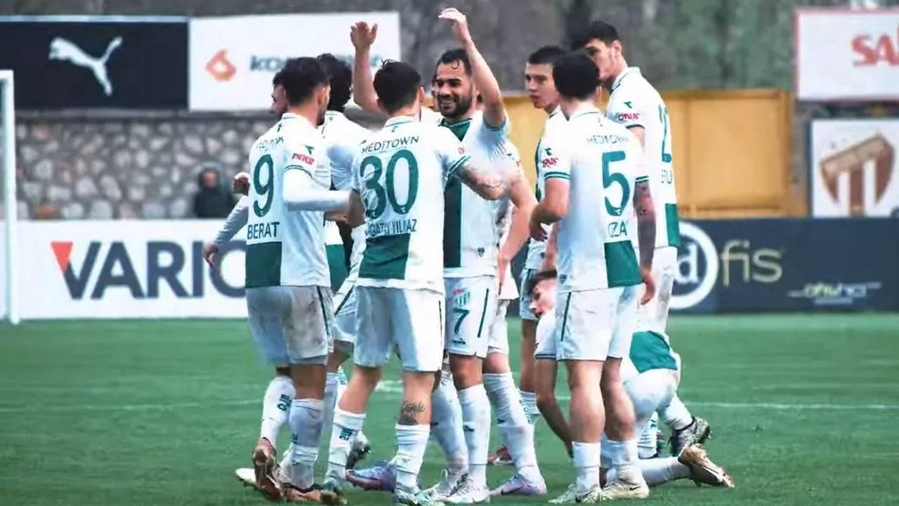 Hasan Ayaroğlu Bursaspor’a veda etti!