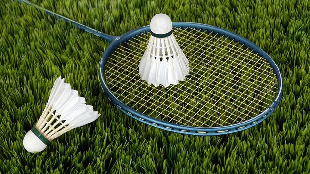 Badminton nasıl oynanır ve kuralları nelerdir?