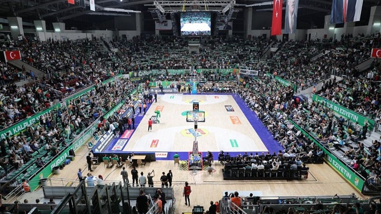 Bursaspor Basketbol'da toplu imza töreni pazartesi
