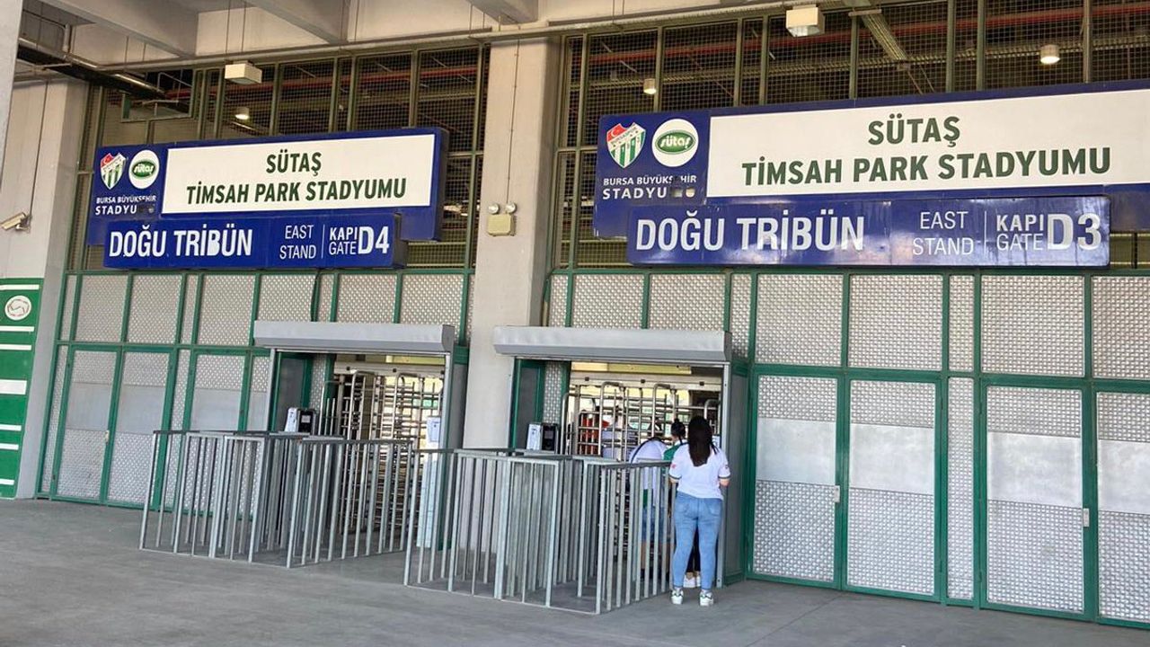 Bursaspor'dan stadyum kapı isimleri hakkında açıklama!
