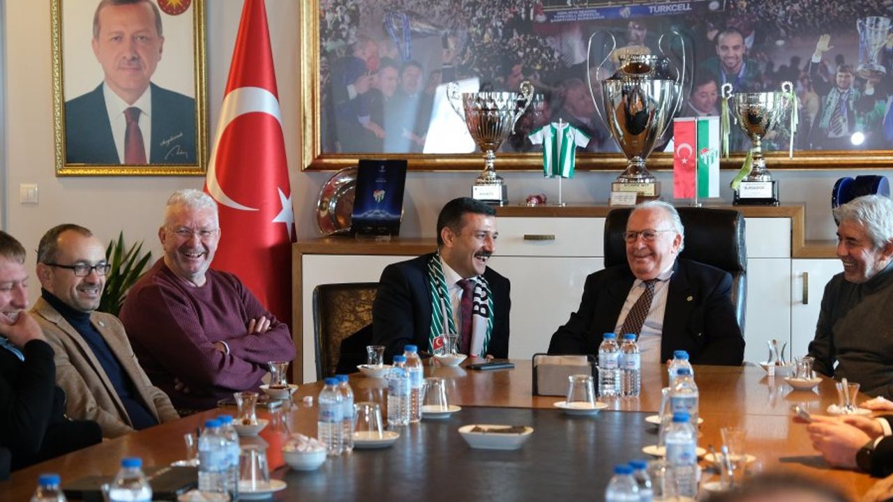Selçuk Türkoğlu'ndan Bursaspor'a ziyaret