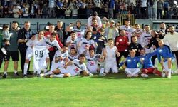 Karacabey Belediyespor maçı için DEV ekran