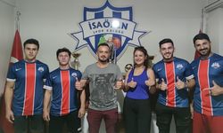 İsaörenspor 7 futbolcu ile sözleşme imzaladı
