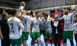 Bursa Büyükşehir Belediyespor derbide Hekimoğlu GCT Bursa Voleybol İhtisas’ı da mağlup etti