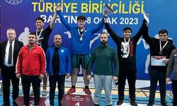 Bursa Halter Spor kulübü sporcularından 3 madalya