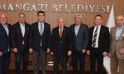 Bursaspor'dan Mustafa Dündar'a ziyaret