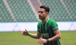 Bursaspor Yiğitali Bayrak'ı duyurdu