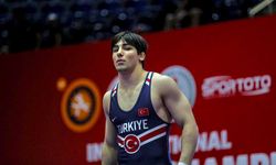 Büyükşehir'in sporcusu Ahmet Yağan'dan İspanya'da bronz madalya