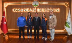 Erkan Aydın şampiyon sporcuları ağırladı