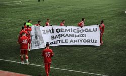 Gemlikspor'dan anlamlı pankart