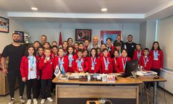 Nilüfer Belediyespor’un yüzücülerinden başarı dolu performans