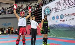 Mudanyalı Alperen, kick boksta dünya ikincisi oldu