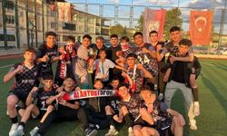 Alanyurtspor Altyapıda üçüncü şampiyonluğunu kazandı
