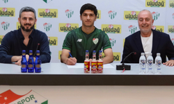 Bursaspor’da Ensar Duman profesyonel oldu