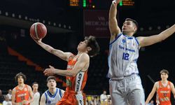 Gemlik Basketbol U18 namağlup çeyrek finalde