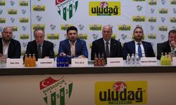 Bursaspor’un forma sırt sponsoru Uludağ İçecek oldu