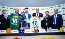 Bursaspor’un forma sırt sponsoru Uludağ İçecek oldu