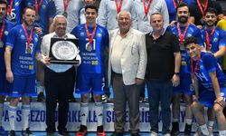 Nilüfer Belediyespor hentbolda Türkiye ikincisi oldu