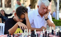 Mudanya’da satranç hamleleri centilmenlik kazandırdı