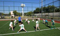 Küçük kramponlar sahada: Osmangazi'de minik futbol şöleni